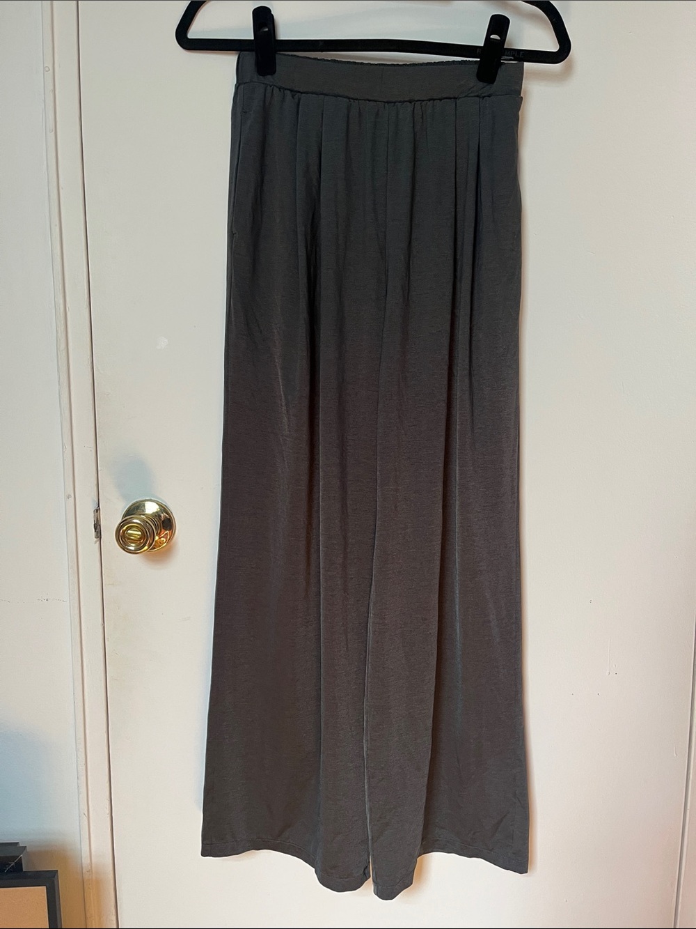 Uniqlo Gray Women's Pants